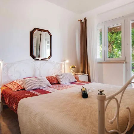 Apartamento Kastanjez Ix Croatia