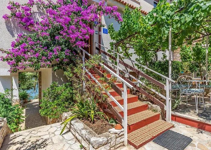 Kastanjez Ix Croatia Apartman *