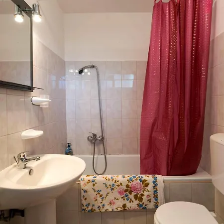 Kastanjez Ix Croatia